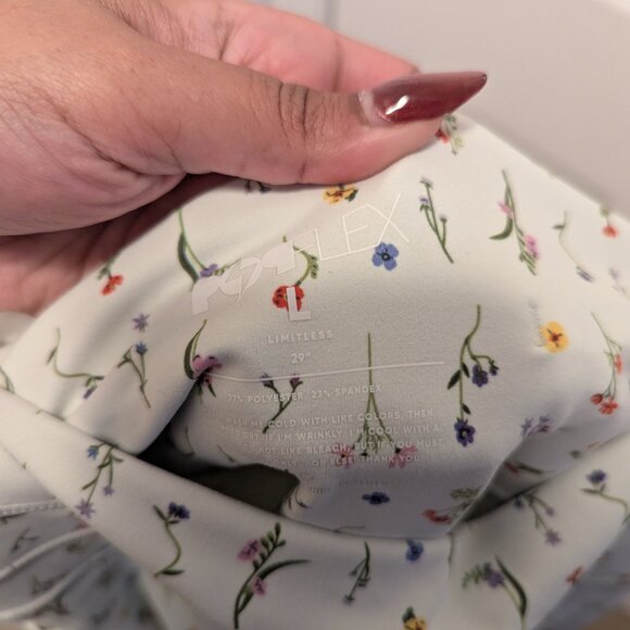 Popflex Cargo Leggings with Pockets - Picture 6 of 6